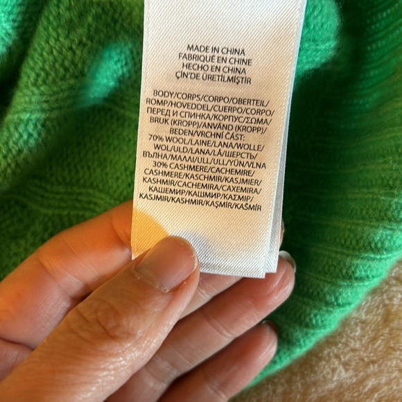 Polo Ralph Lauren distressed cable knit sweater SX - Picture 2 of 2